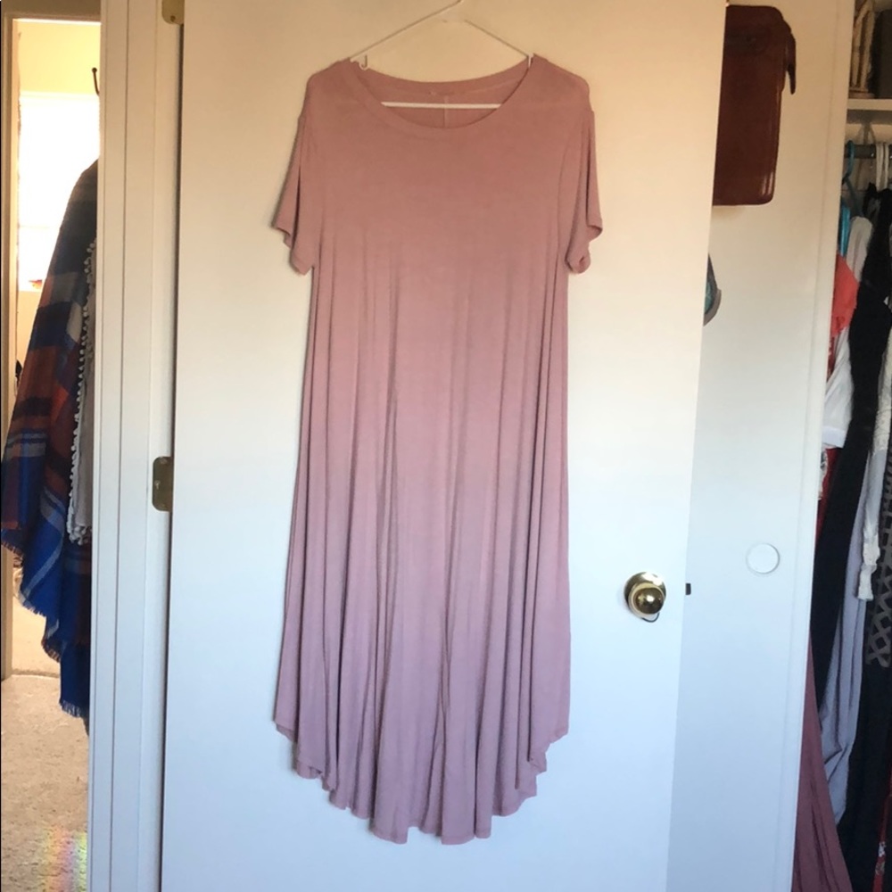 Dusty rose tee shirtstyle dress from ashleylemieux